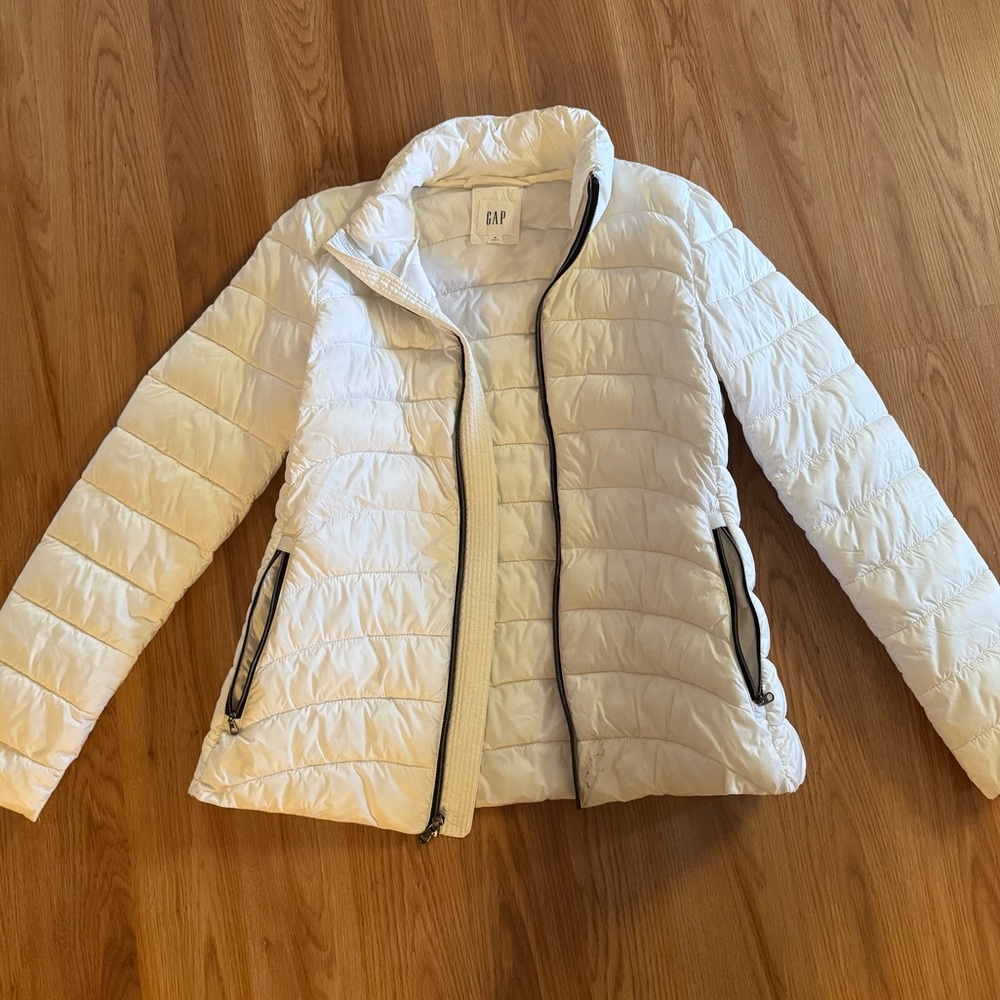Gap Lightweight Puffer